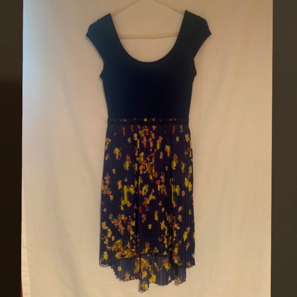 Low high navy blue dress.